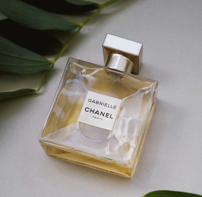 chanel perfume image